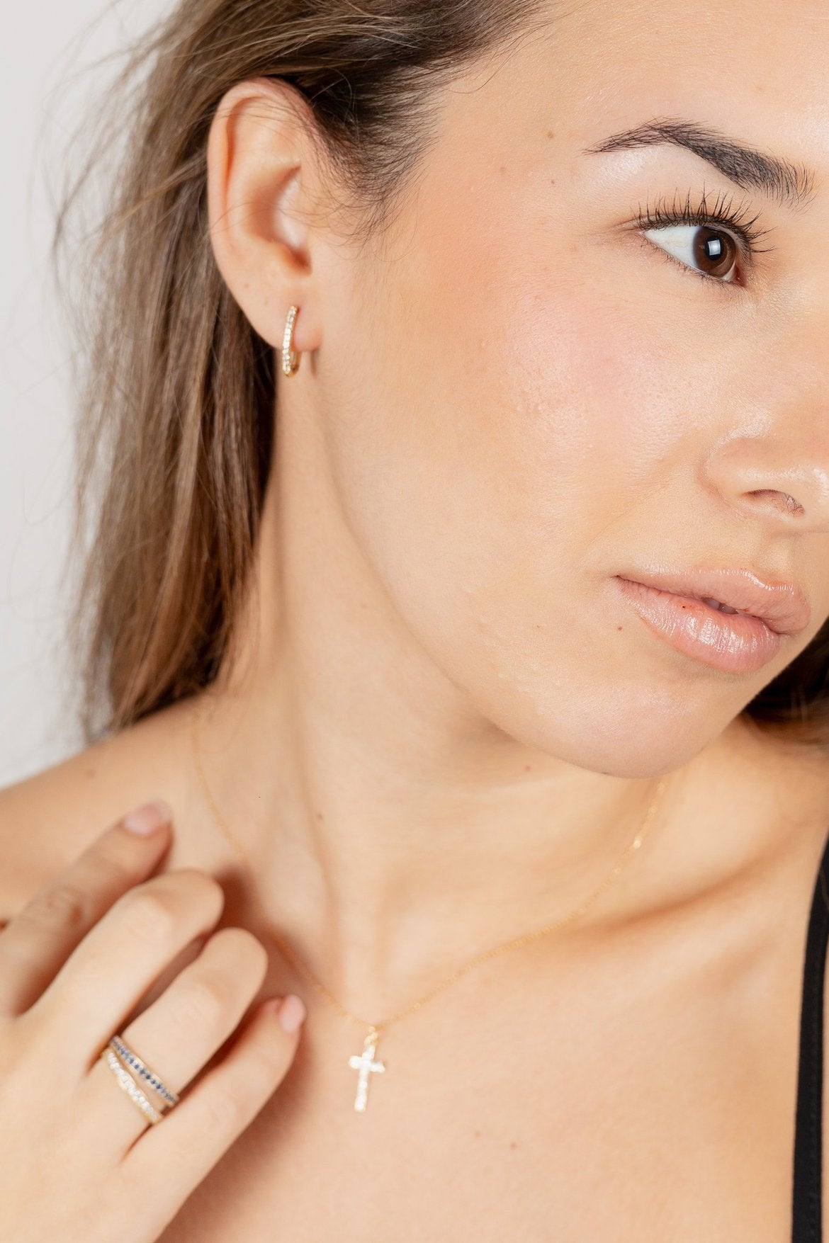 Aros ovalados con diamantes