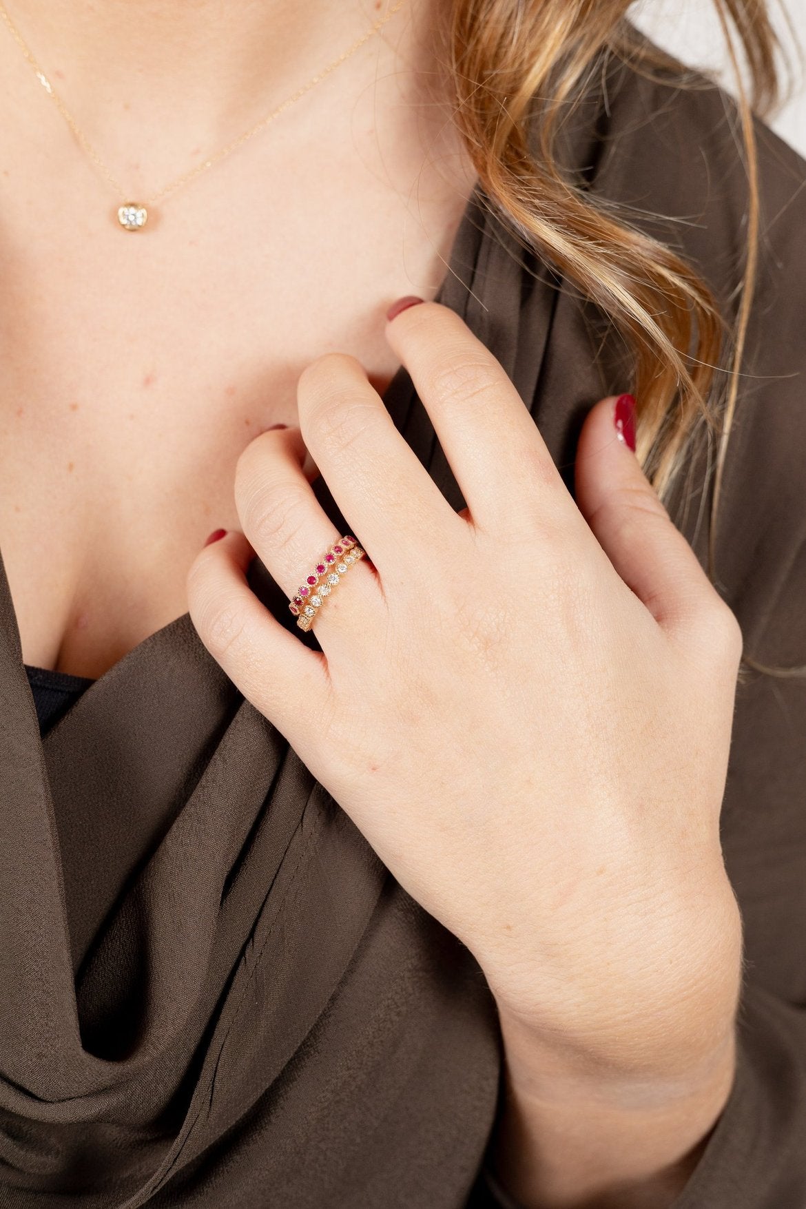 Media alianza circulos con diamantes