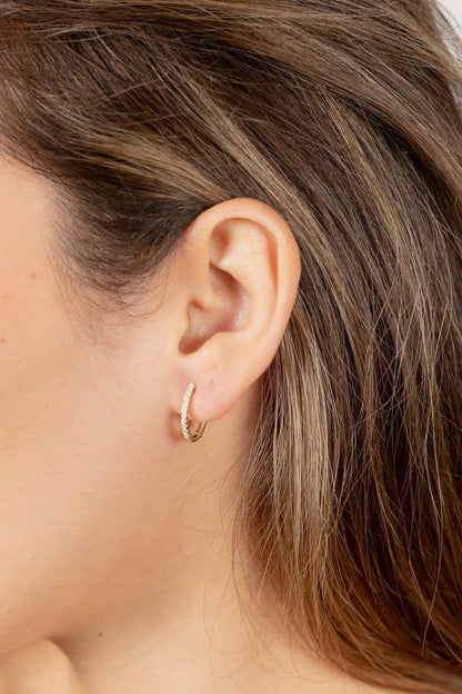 Aros ovalados con diamantes