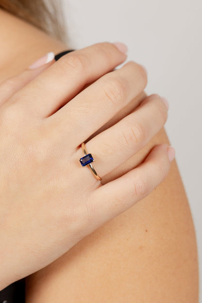 Solitario piedra de color talla octogono