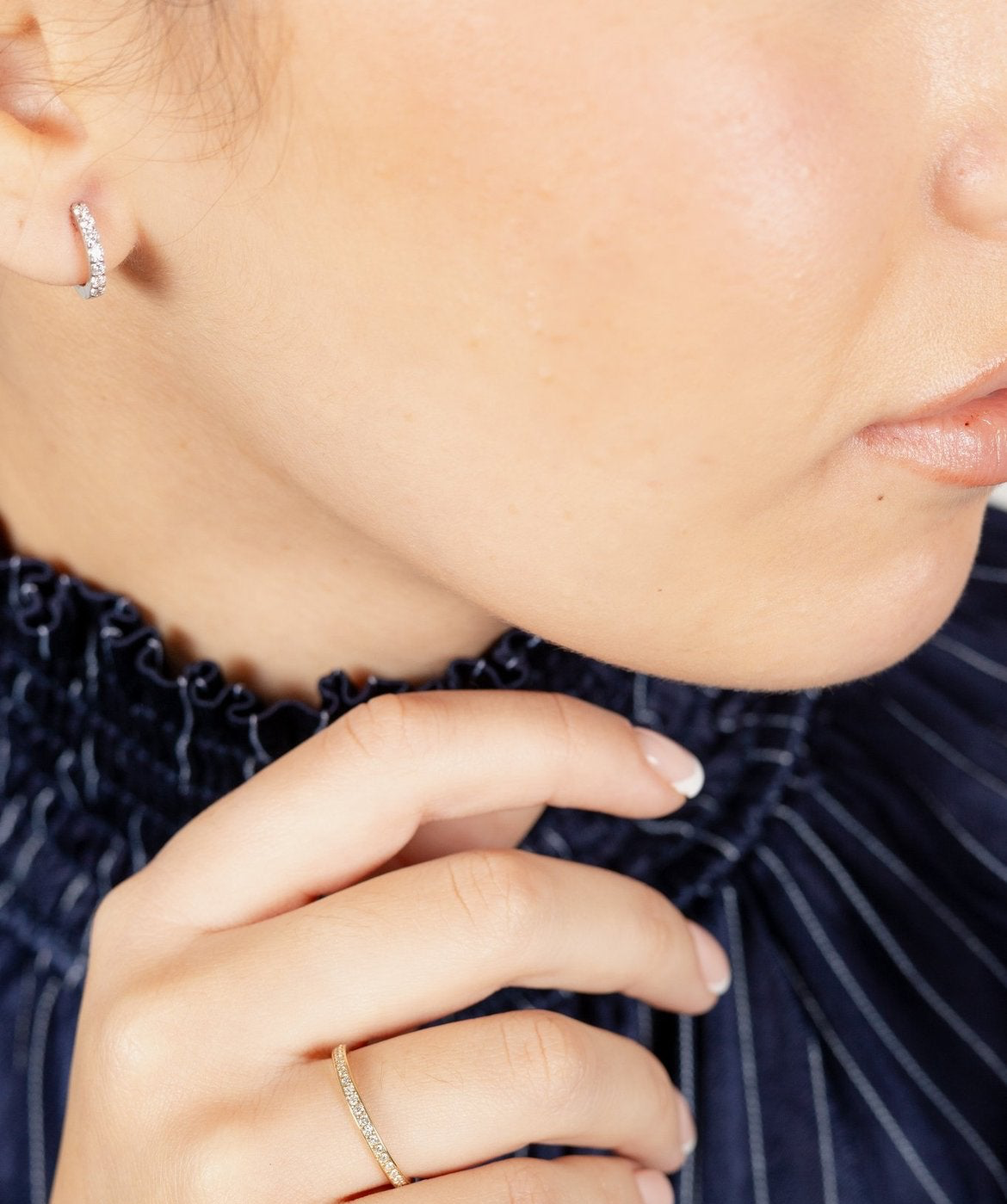 Aros redondos con diamantes