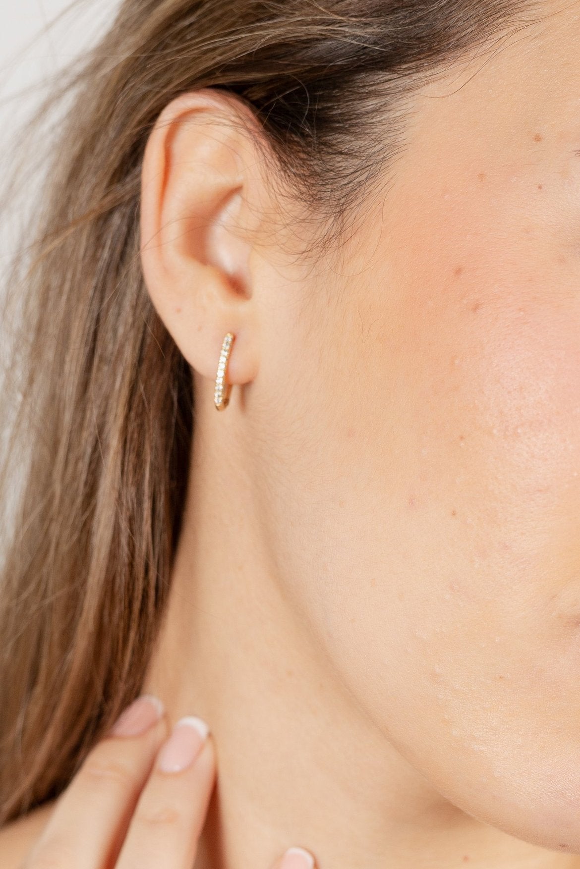 Aros ovalados con diamantes