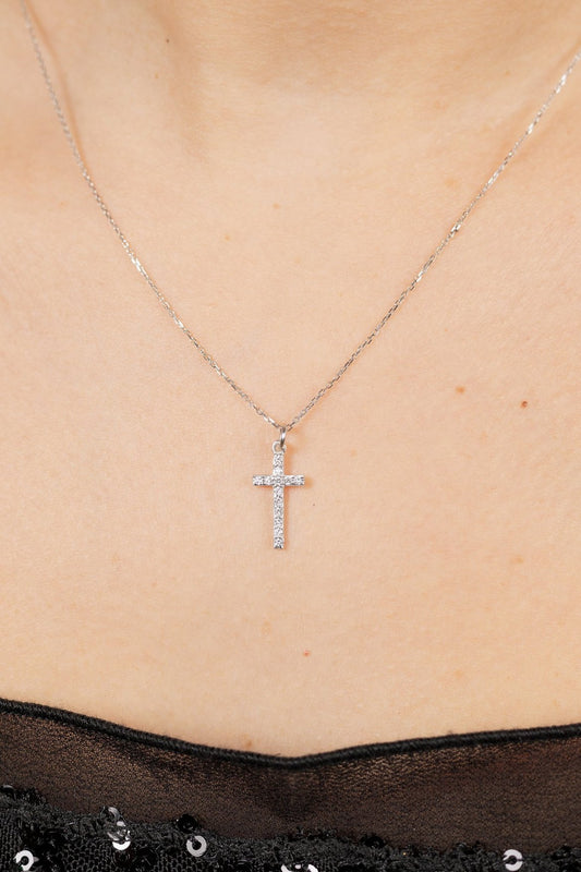 Colgante cruz en oro de 9 K y diamantes