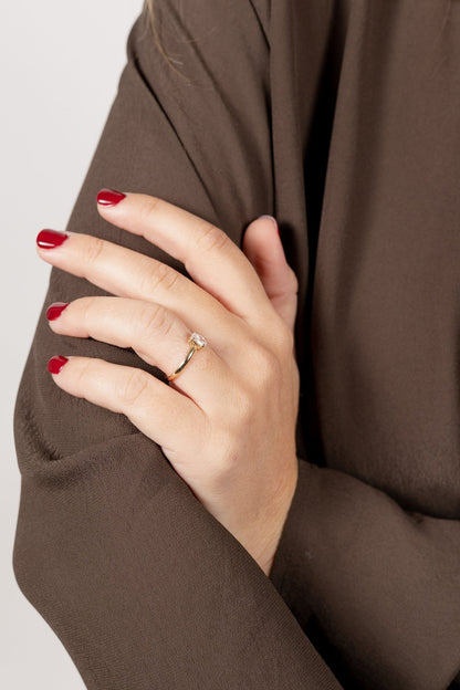 Solitario diamante talla oval